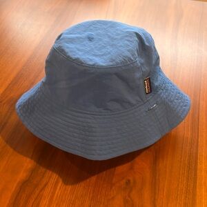 Patagonia reversible bucket hat 5T